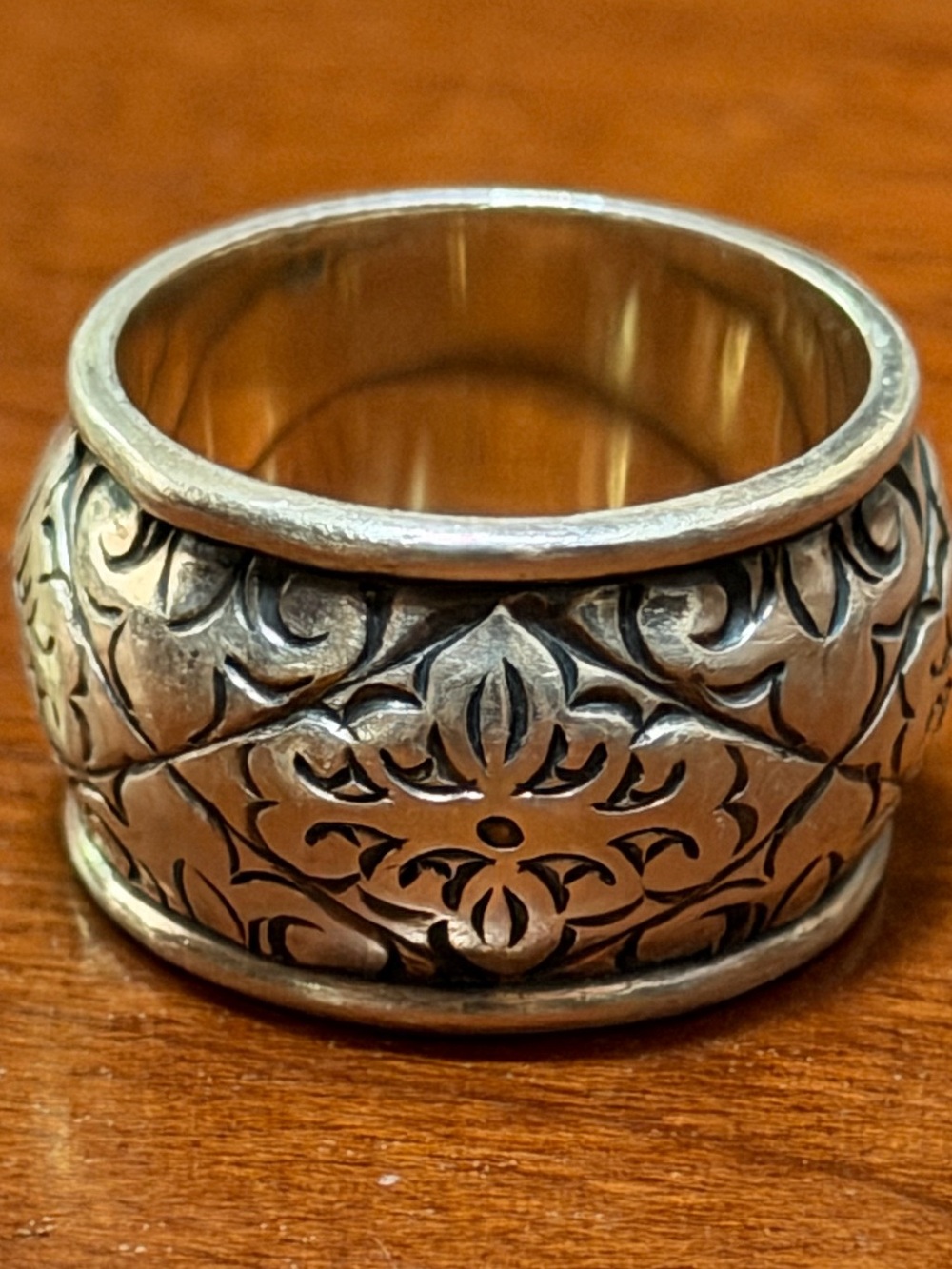 VINTAGE Ornate Floral Pattern Sterling Silver Band Ring - 7